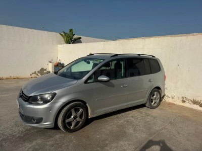 VW Touran 140kw, Boite Auto DSG7 (neuf) 300000km - 2012-cv 8 à Mégrine, Ben Arous — photo 1