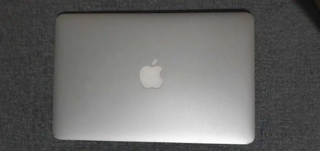 MACBOOK AIR à Hammamet, Nabeul — photo 1
