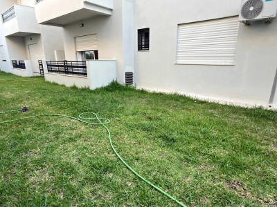 À Vendre – emplacement soukra Superbe Appartement S+2 Neuf avec Grand Jardin à La Soukra, Ariana — photo 1