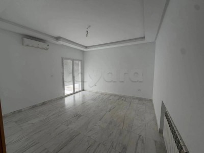 CITE FAOUEZ : APPARTEMENT S+2 A LOUER à Jardins d'El Menzah 2, Ariana — photo 1