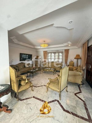 A vendre villa S+5 en face hôtel Sindbad Hammamet Nord à Hammamet Nord, Nabeul — photo 1