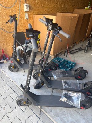 À VENDRE : Xiaomi Electric Scooter 4 Pro (2ème Génération) – NEUF DANS L'EMBALLAGE à Le Kram, Tunis — photo 1