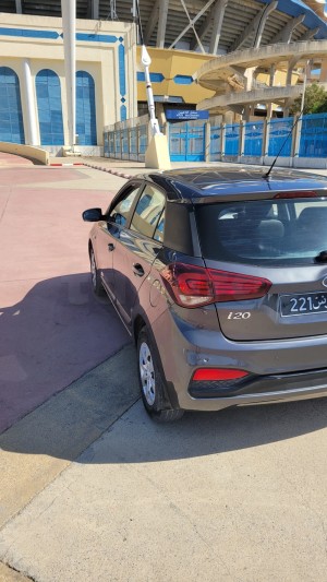 Hyundai i20 à Ezzahra, Ben Arous — photo 1