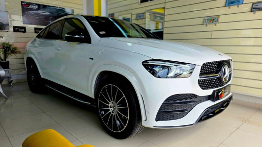 Mercedes-Benz GLE Coupé AMG 350 e 2.0 Ti 16V 333 EQ Power 4MATIC 9G-TRONIC 211 cv Boîte auto à Sidi Daoud, Tunis — photo 1
