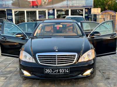 Mercedes-Benz Classe S Limousine 350 3.5 i V6 24V 4MATIC 7G-TRONIC 272 cv Boîte auto à Sidi Daoud, Tunis — photo 1