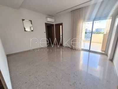 Appartement S2 à louer aux Jardins de Carthage à Le Kram, Tunis — photo 1