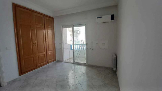 ENNASR 2 : APPARTEMENT S+1 A USAGE HABITATION OU BUREAUTIQUE À LOUER à Cité Ennasr 2, Ariana — photo 1