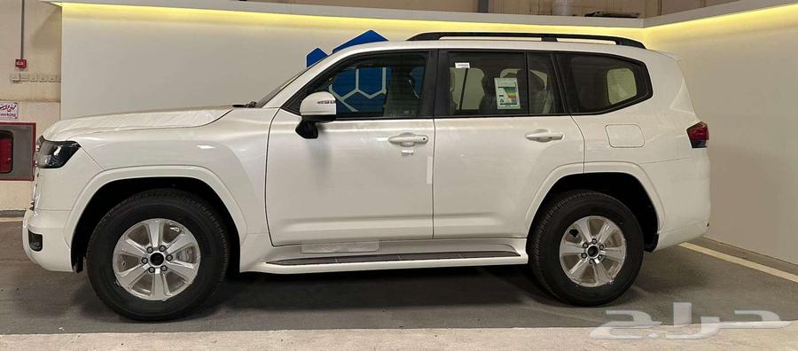 Toyota Land Cruiser GXR2 Gasoline 2026 à Riyadh, Saudi Arabia — photo 2