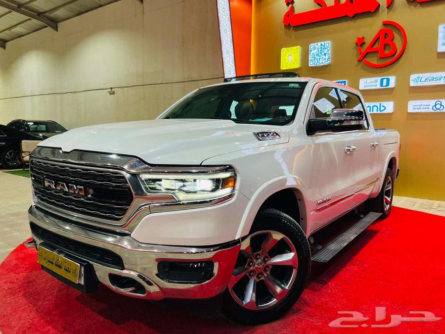 Dodge Ram 2019 Full Option Gasoline Panoramic Roof à Riyadh, Saudi Arabia — photo 3