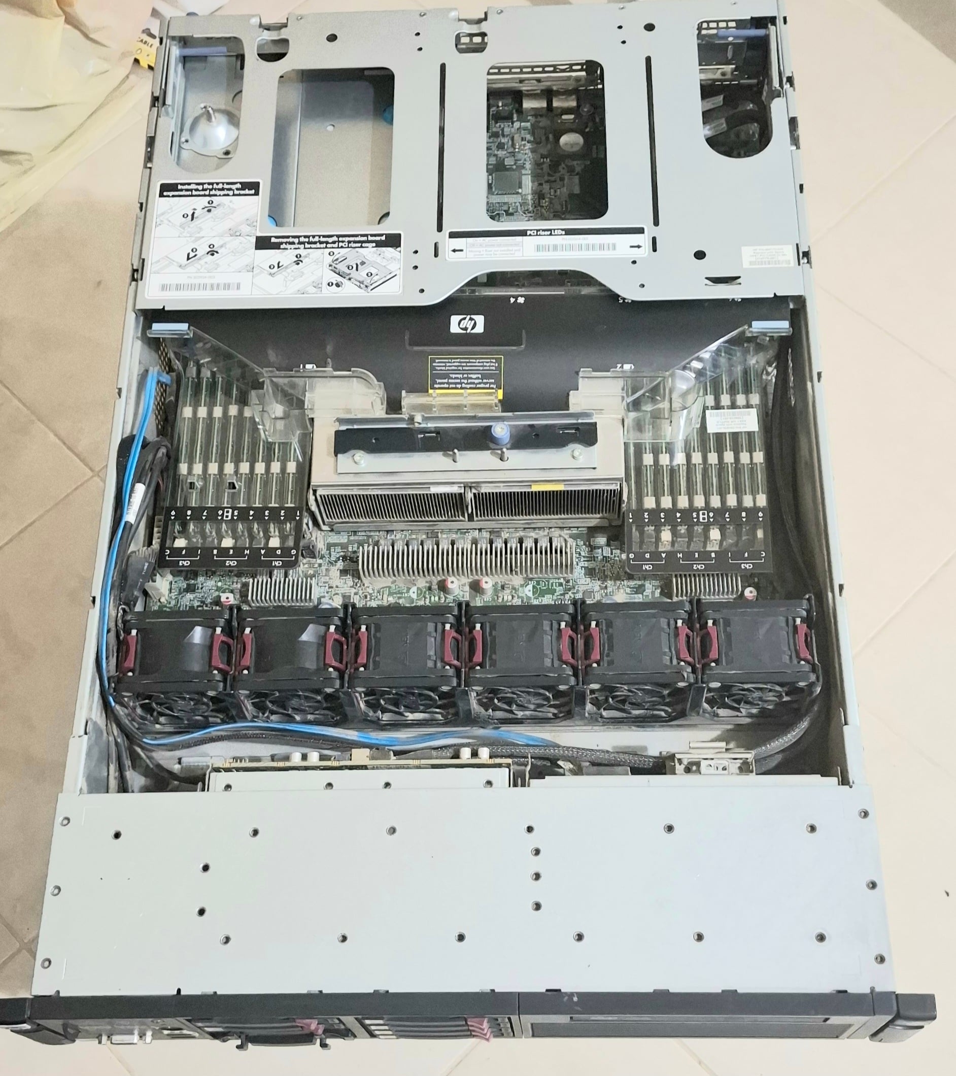 HP ProLiant DL380 G7 Rack Server à 25 Al Mansoura / Fereej Bin Dirham (Doha) — photo 2