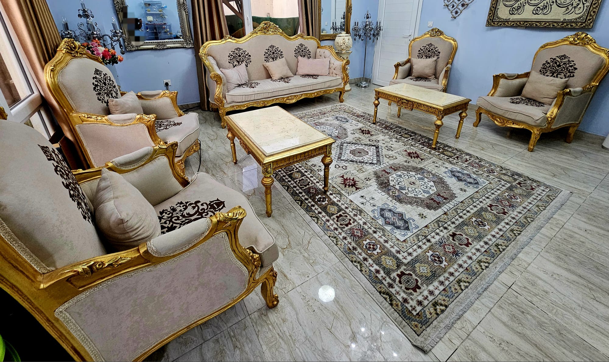 Sofa Set as new à 25 Al Mansoura / Fereej Bin Dirham (Doha) — photo 2