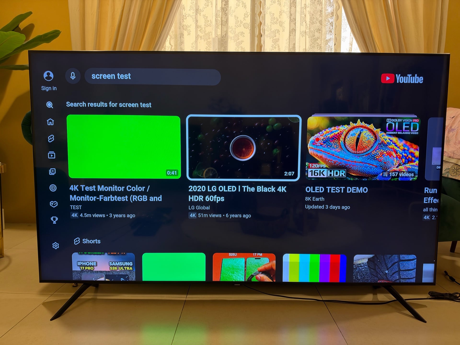 Samsung 75″ TU8000 UHD 4K Flat Smart TV à Zone Zone Zone Zone Al Wukair — photo 4