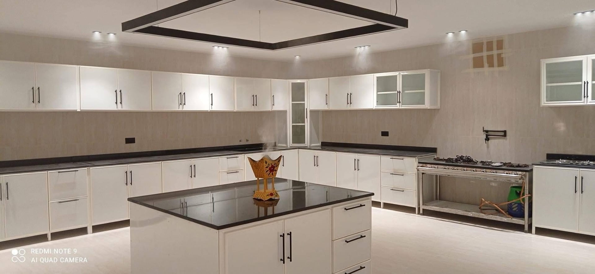 Luxury Modern Kitchen Cabinet Set (Brand New) à Other — photo 1