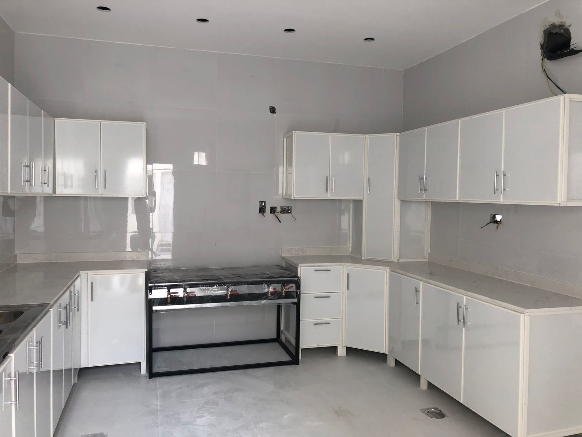 Luxury Modern Kitchen Cabinet Set (Brand New) à Other — photo 3