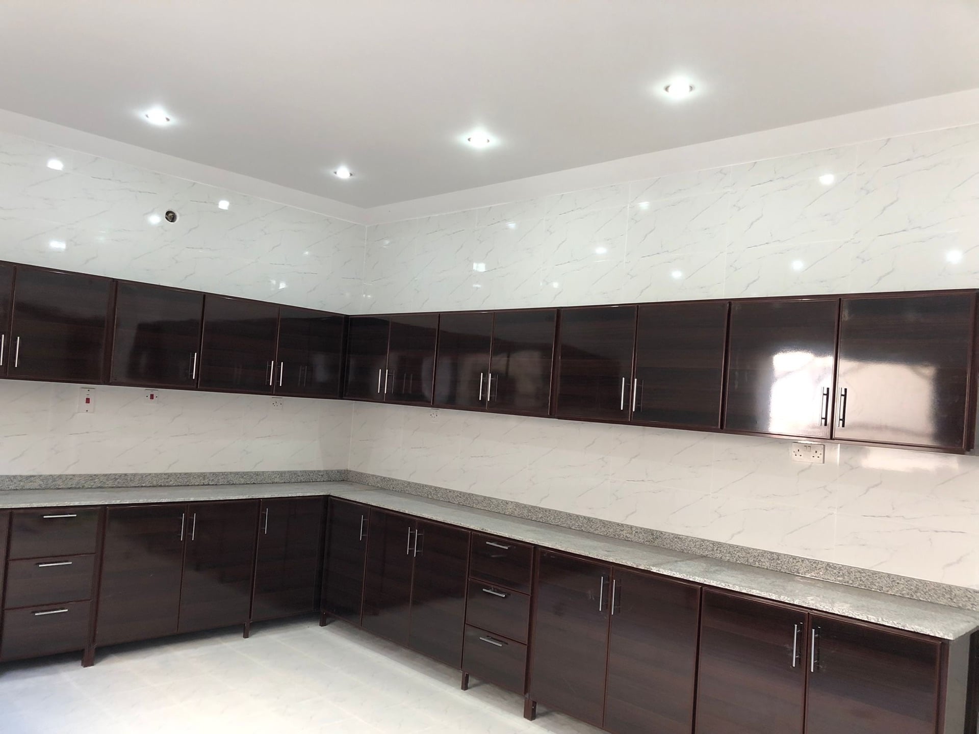 Luxury Modern Kitchen Cabinet Set (Brand New) à Other — photo 5