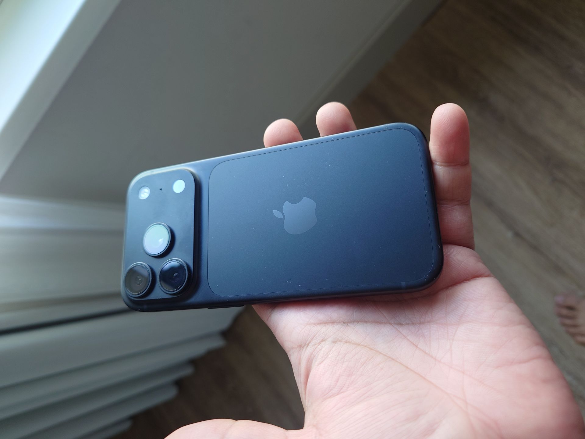 Apple iPhone 18 Pro 256 GB à Zone Fereej Bin Mahmoud — photo 5