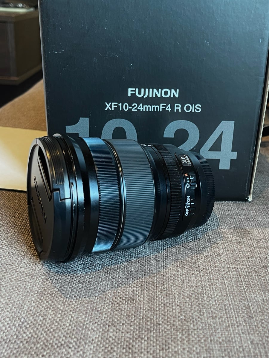 Fufifilm XF 10-24mm lens à Doha — photo 1