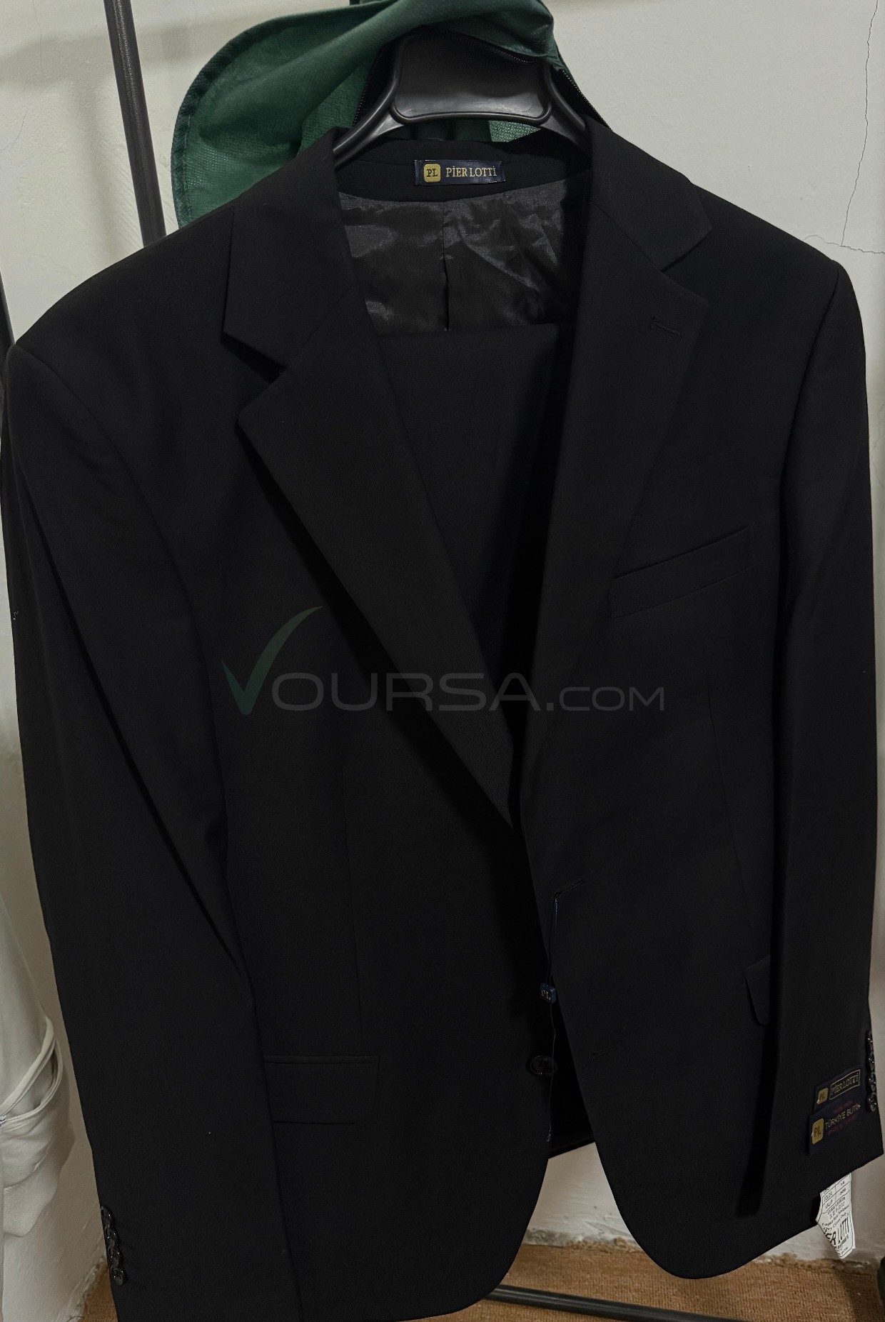 Costume size 62 neuf marque original veste + pantalon à Teyarett — photo 1