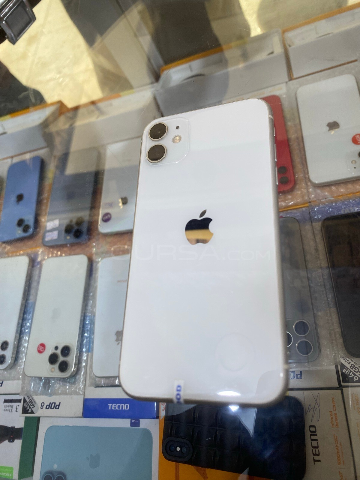 iPhone 11 64Go à Tevragh Zeina — photo 1