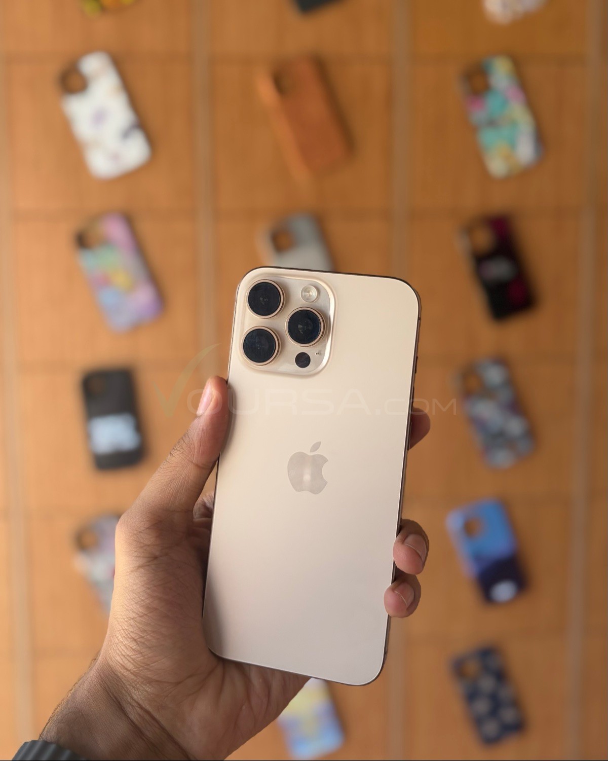 iPhone 16 Pro Max à Tevragh Zeina — photo 1