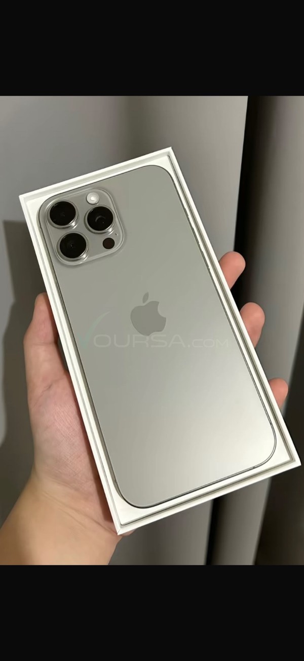 iPhone 16 pro max à Ksar — photo 1