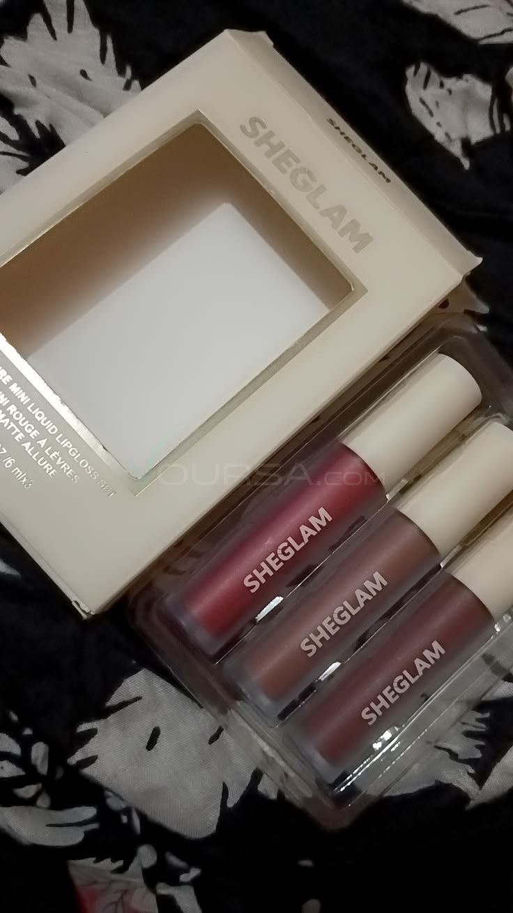 Lip tente men sheglam à Teyarett — photo 1