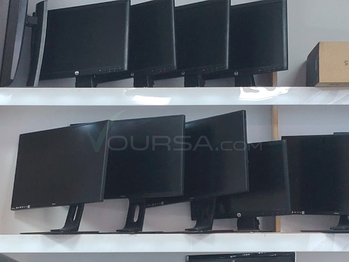 Monitor 4k 24 inch à Tevragh Zeina — photo 1