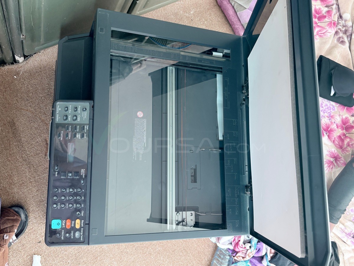 Photocopieuse Kyocera TASKalfa 2200 à Tevragh Zeina — photo 1
