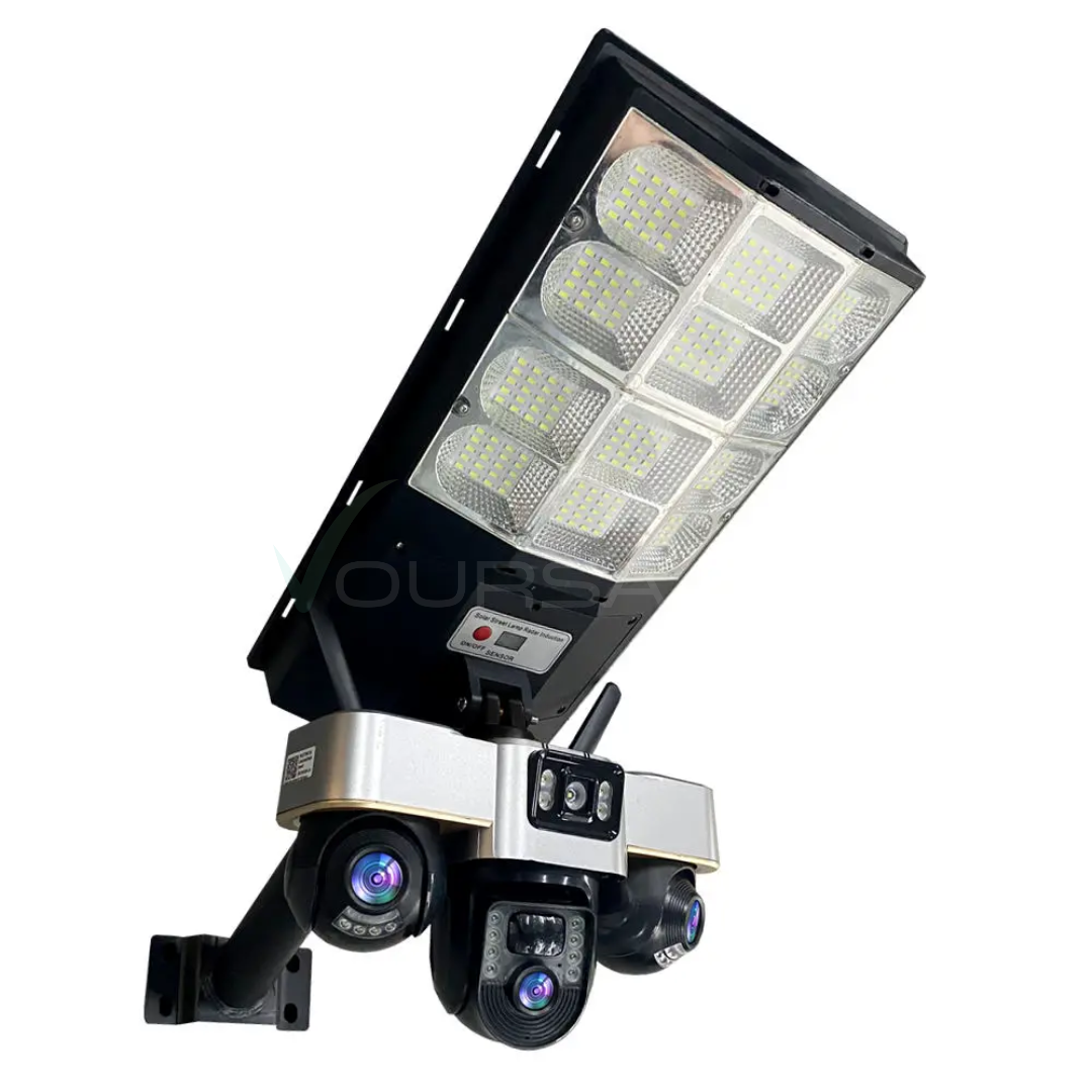 Projecteur avec 3 lens camera à Teyarett — photo 1