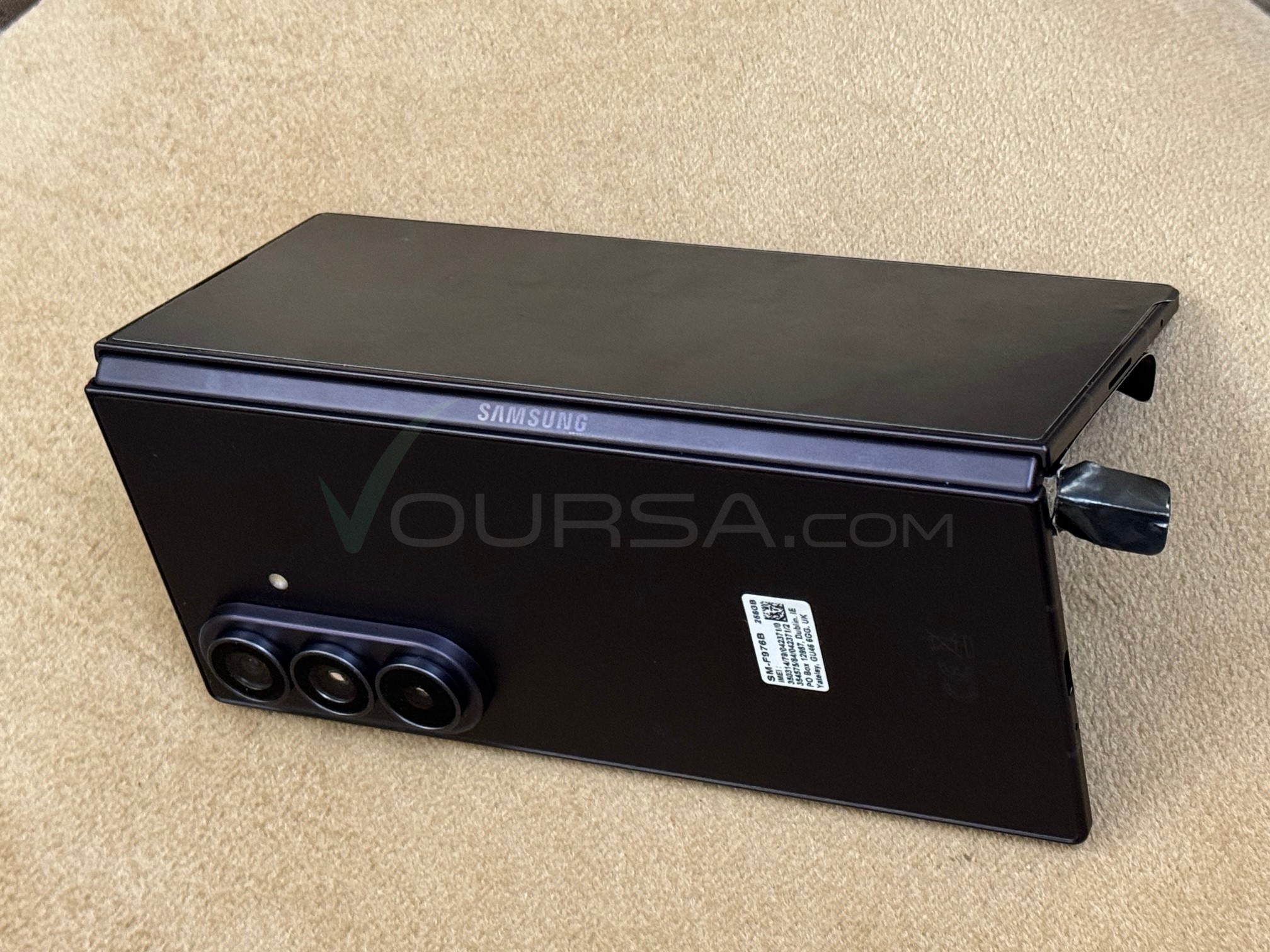 Samsung a fold 8 ultra à Tevragh Zeina — photo 1