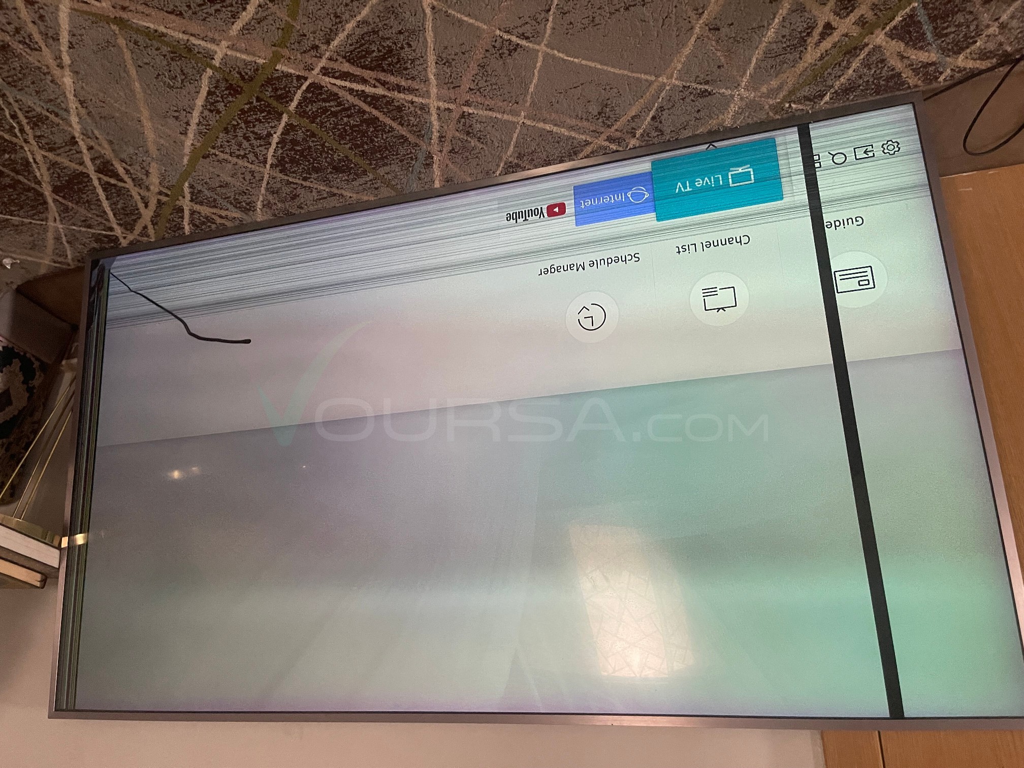 Samsung smart TV 65” à Tevragh Zeina — photo 1