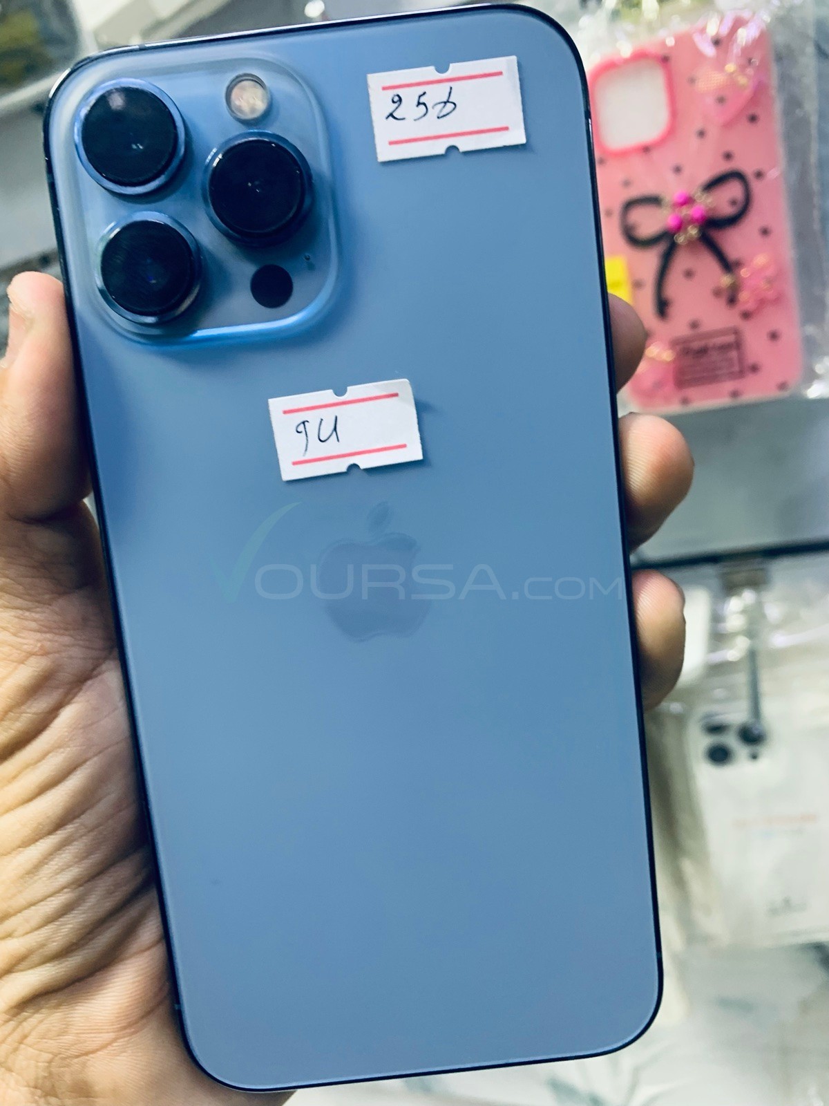 iPhone 13 Pro Max à Toujounine — photo 1