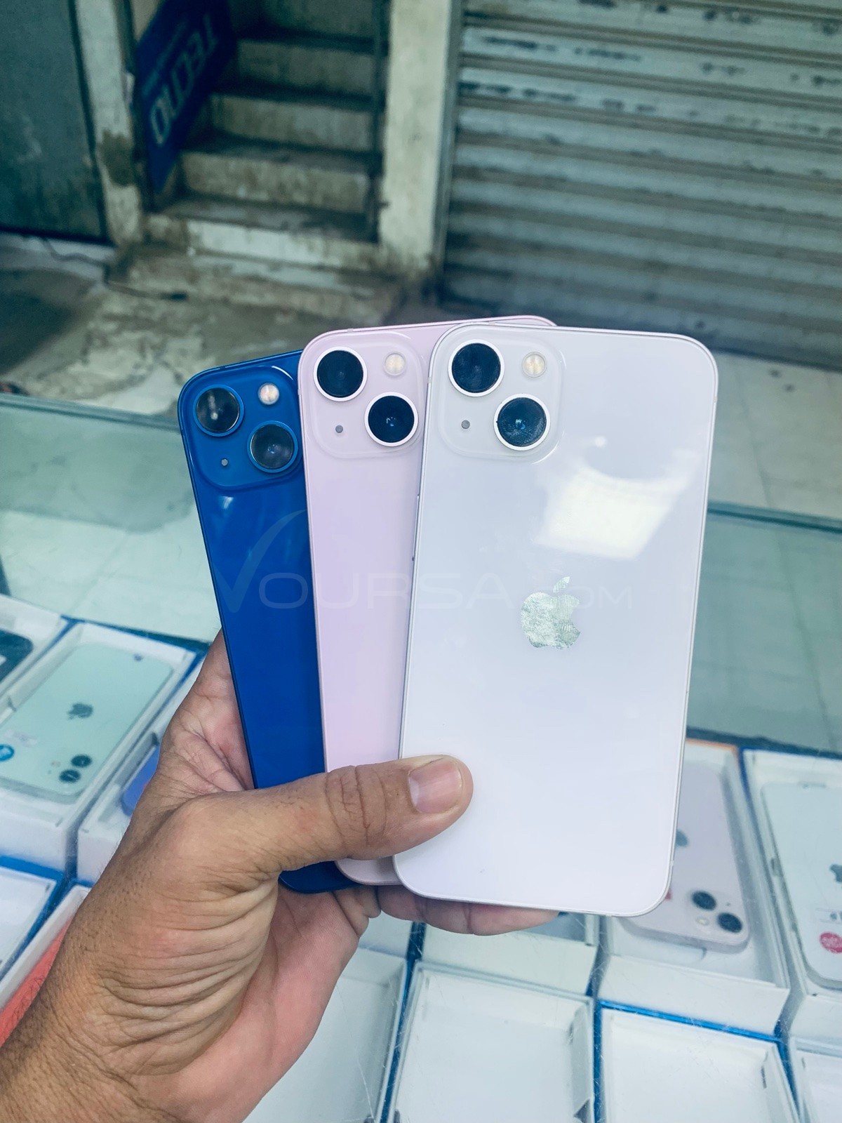 iPhone 13 à Toujounine — photo 1