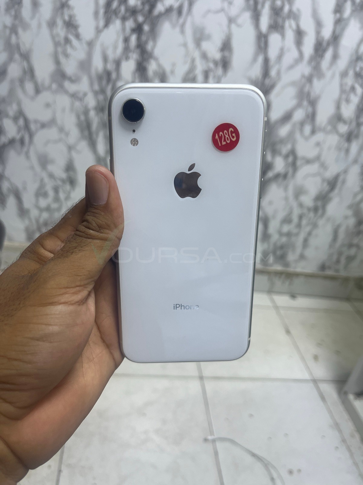 iPhone XR à Tevragh Zeina — photo 1