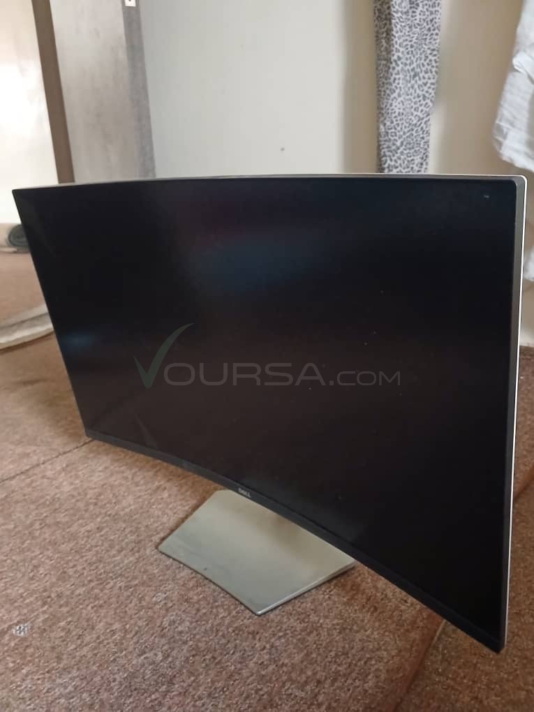 شاشة DELL منحنية 32 بوصة بدقة 4K فائقة الوضوح (وارد كندا à Ksar — photo 1