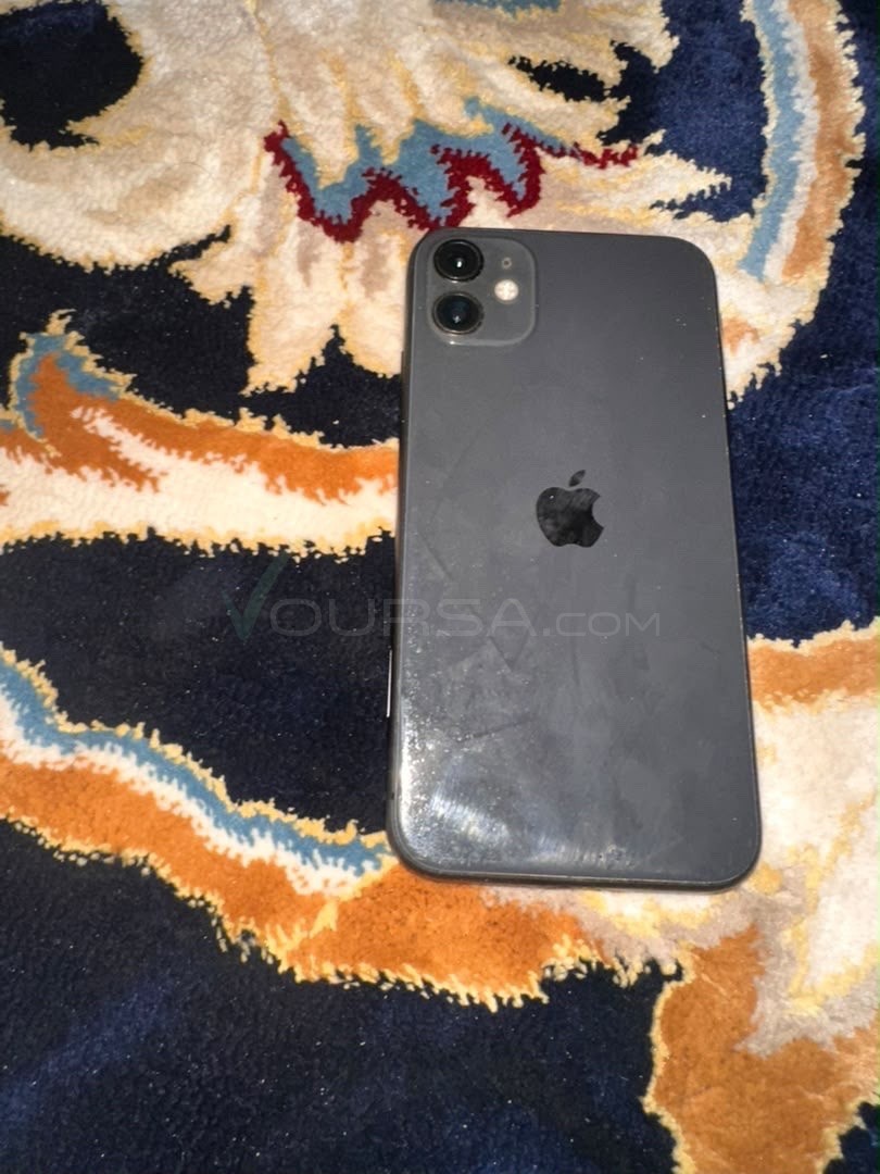 iPhone 11 à Arafat — photo 1