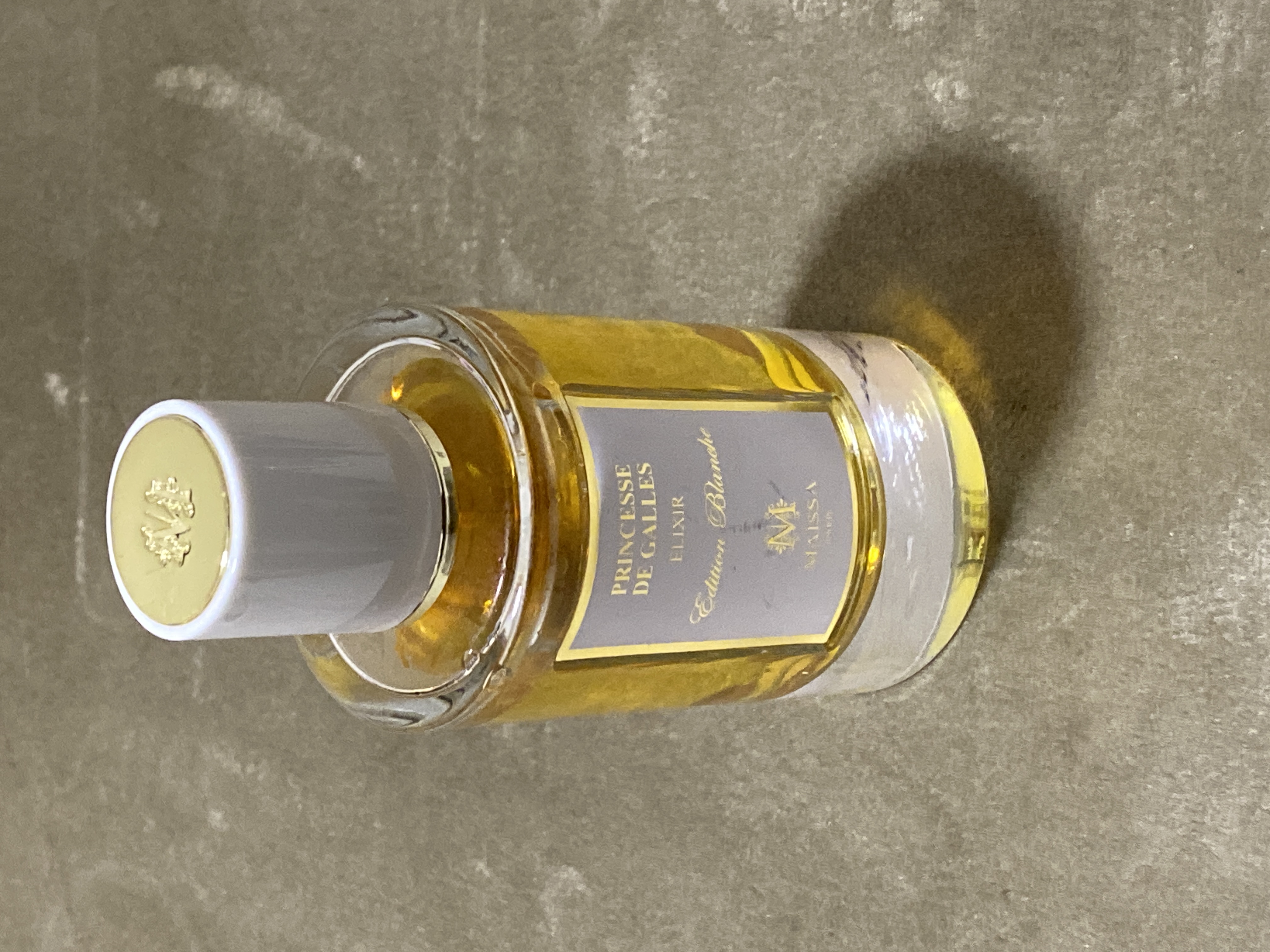 عطر أصلي Princesse de Galles Édition Blanche بحجم 100 مل à Tevragh Zeina — photo 1