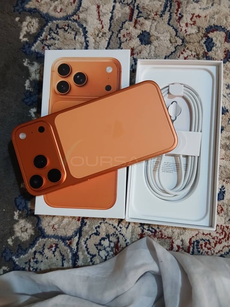 عندي ذيك ايفون 17 pro max à Arafat — photo 1