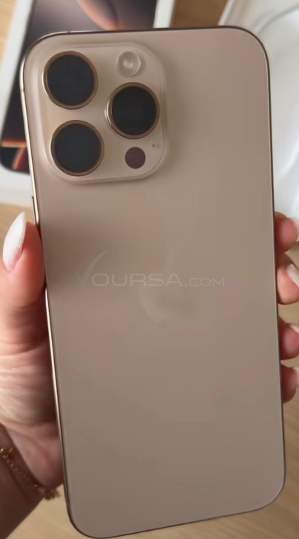 iPhone 16 Pro Max à Ksar — photo 1